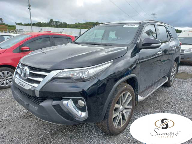 TOYOTA SW4 2.8 16/17 TOYOTA SW4 2.8 16/17