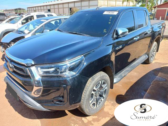 TOYOTA HILUX 2.8 22/22 TOYOTA HILUX 2.8 22/22