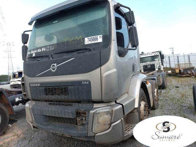 VOLVO VM 330 R 19/20 VOLVO VM 330 R 19/20